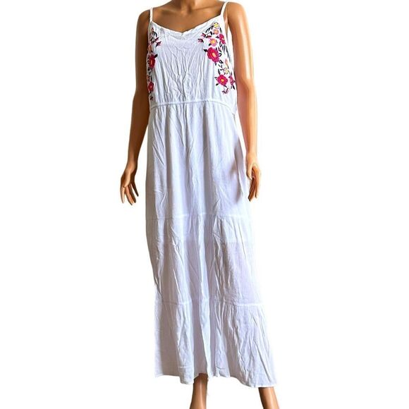 KELLY RENEÈ White Crepe Flower Embroidered Maxi Dress XLARGE - Picture 1 of 14